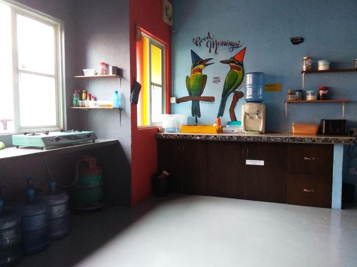 Sandakan Backpackers Hostel Exterior foto