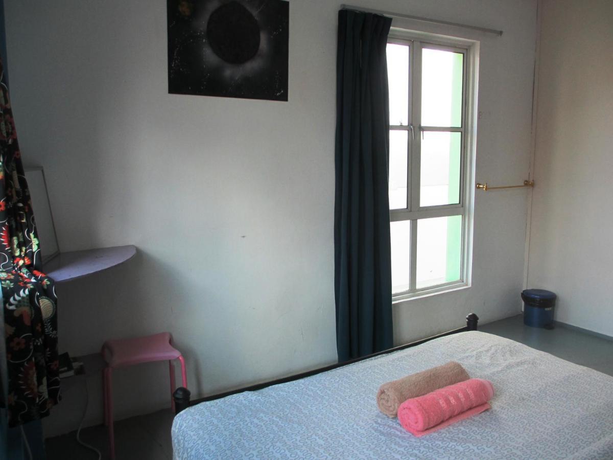 Sandakan Backpackers Hostel Exterior foto