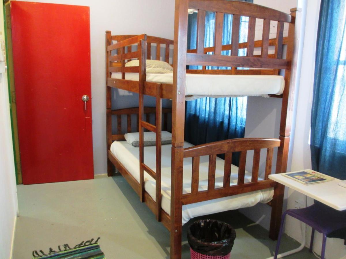 Sandakan Backpackers Hostel Exterior foto