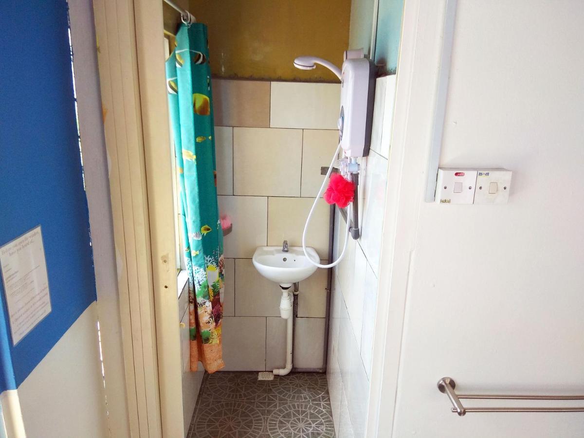 Sandakan Backpackers Hostel Exterior foto